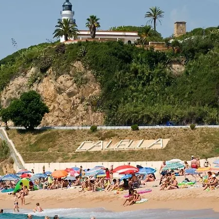Flats & * Calella